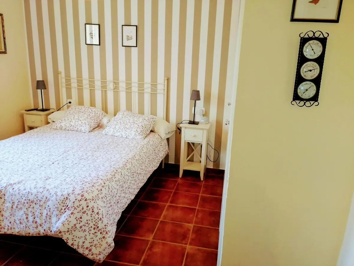 Almuñécar At The Center & Very Close To The Paseo Beach, With Double Garage, Renovated And Fully Equipped Apartment 0*,  ספרד