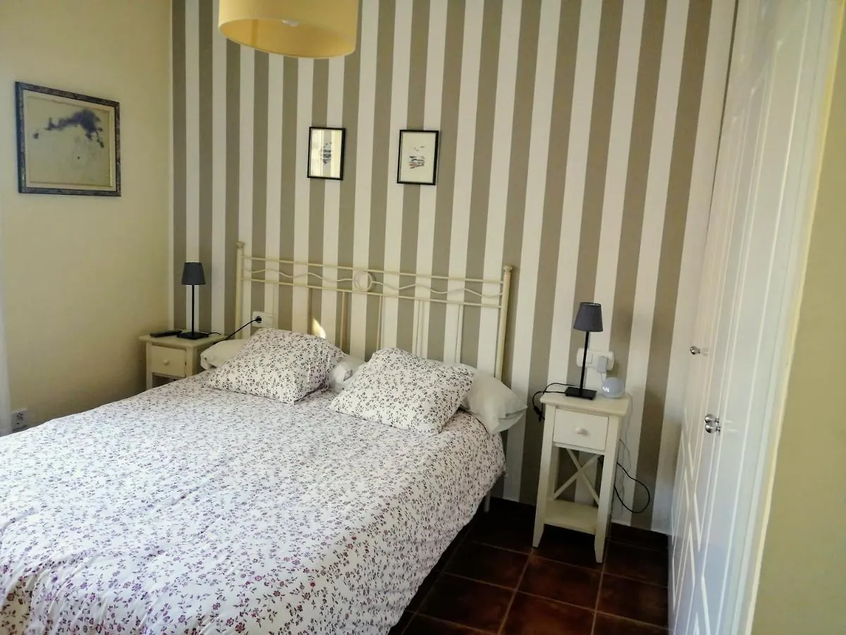 Almuñécar At The Center & Very Close To The Paseo Beach, With Double Garage, Renovated And Fully Equipped Apartment