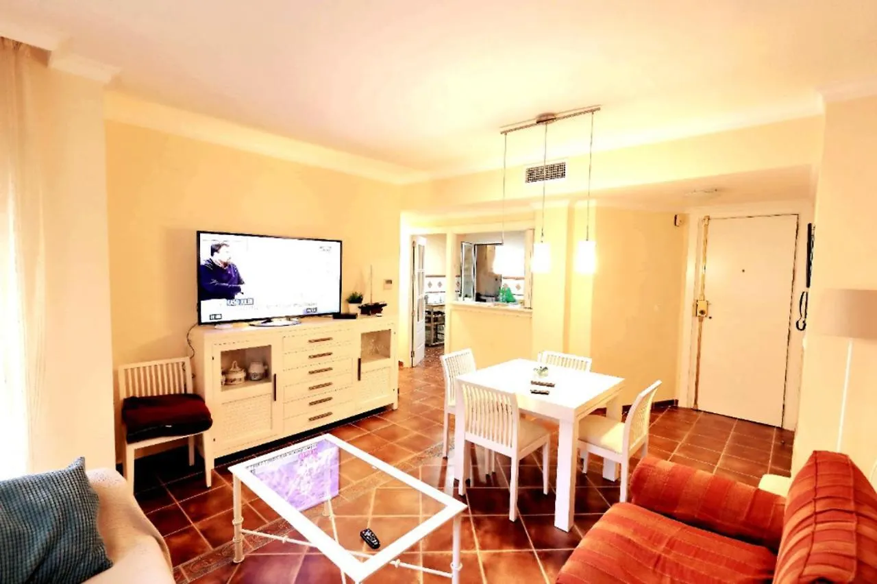 Almuñécar At The Center & Very Close To The Paseo Beach, With Double Garage, Renovated And Fully Equipped Apartment 0*,