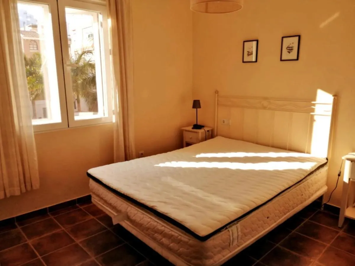 Apartment Center Paseo Beach Apartment: Renovated with Double Garage Almunecar